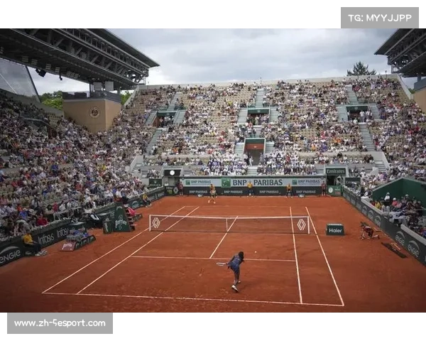 法网引入新型红土材料，雨天情况下更快恢复比赛